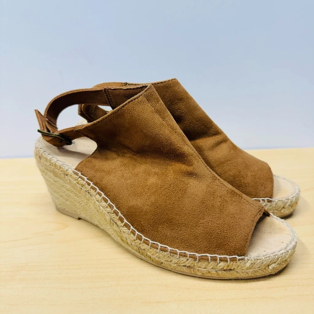 GAP suede espadrille